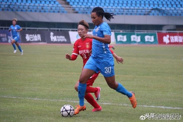 每体谈皇马1.2亿欧砸迪奥曼德：亚马尔横空出世给皇马带来压迫感